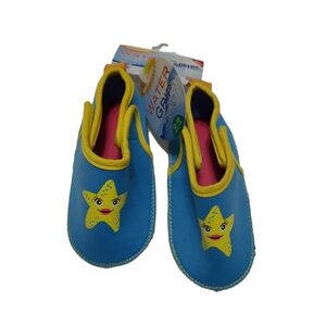 NWT Skidders Water Grip Shoes Infant Unisex Ages 12-18 Months